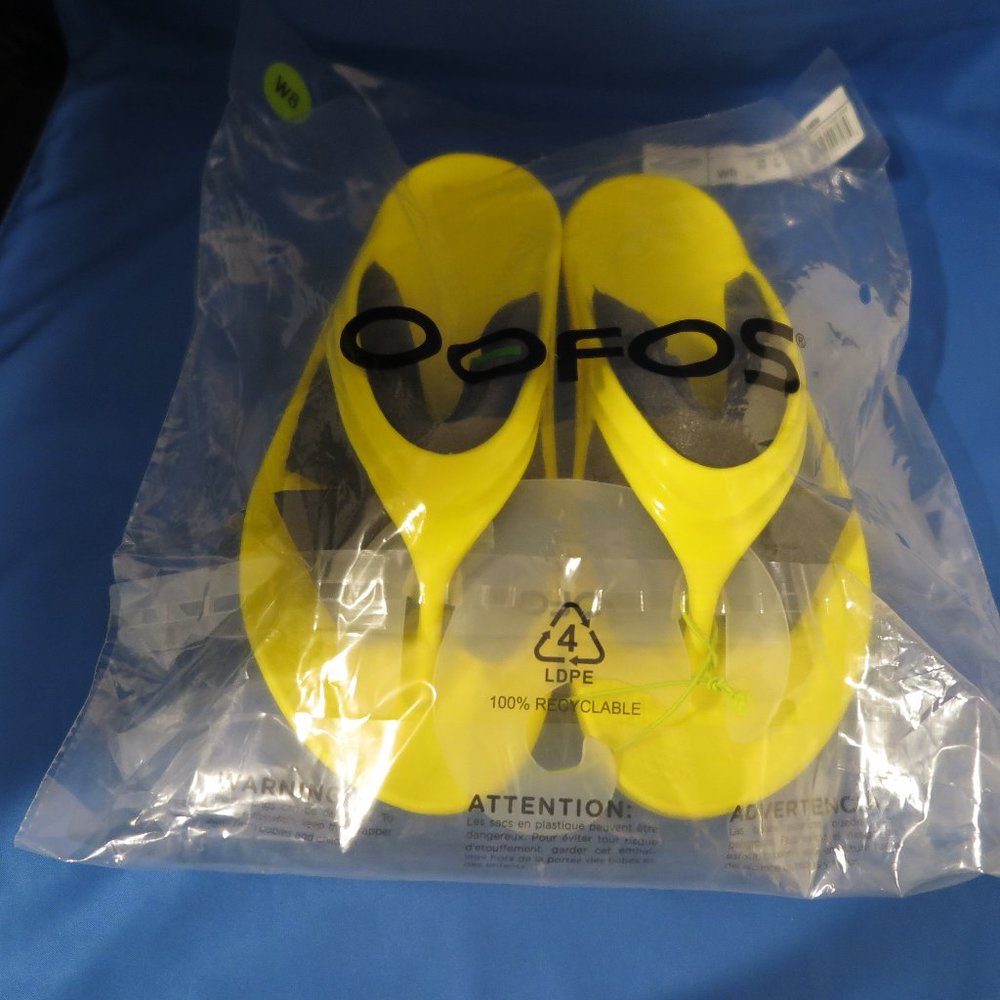 Oofos-Oolala Women's Size 8 Lemon